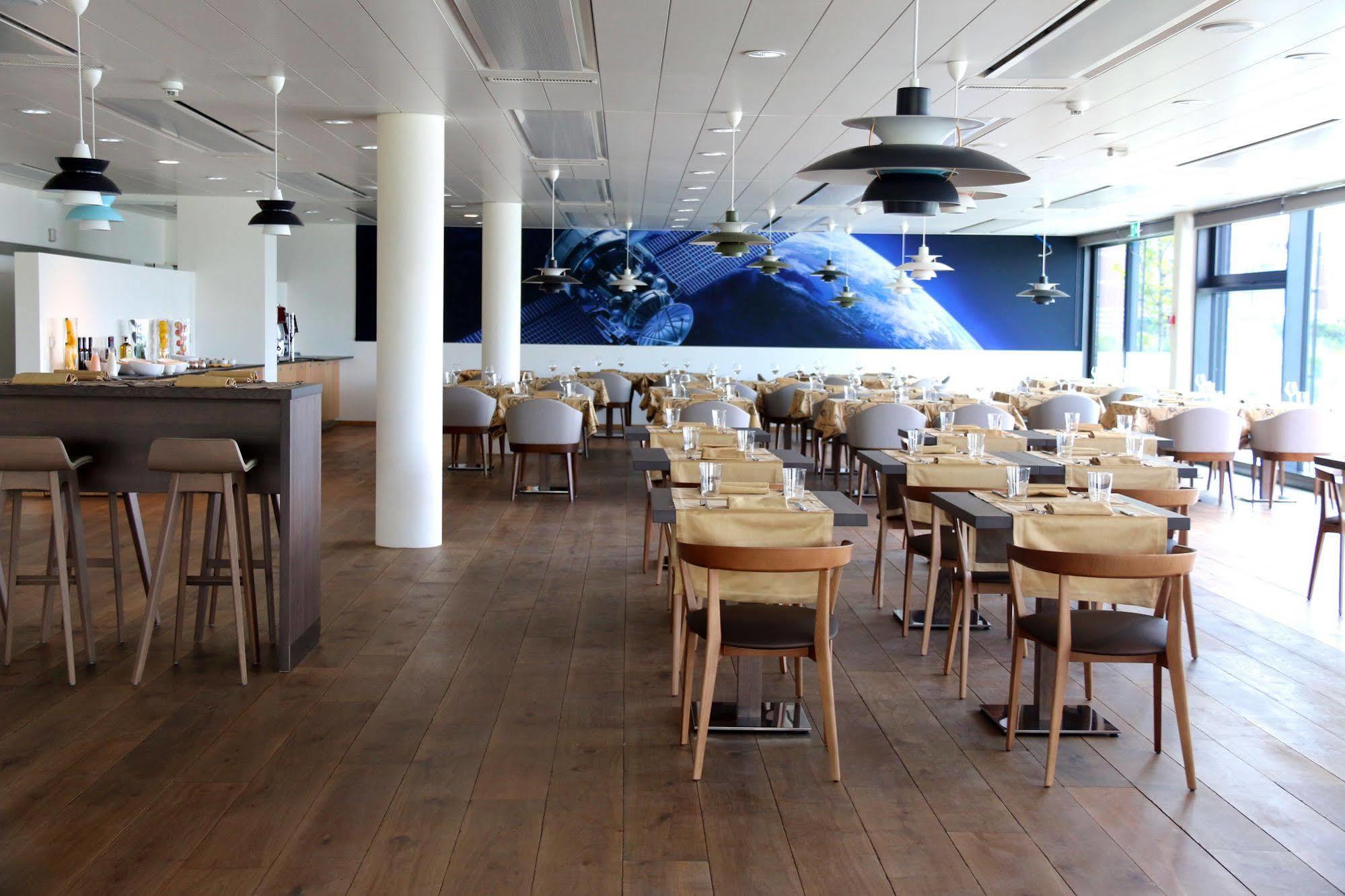 Discovery Hotel 3* Superior Crissier Eksteriør billede