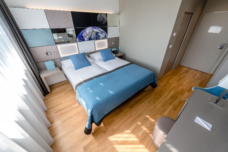 Discovery Hotel 3* Superior Crissier Eksteriør billede
